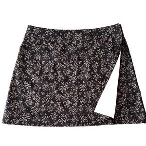 Ripskirt Hawaii Farmhouse Twigs Wrap Skirt, Size S, Black & Gray